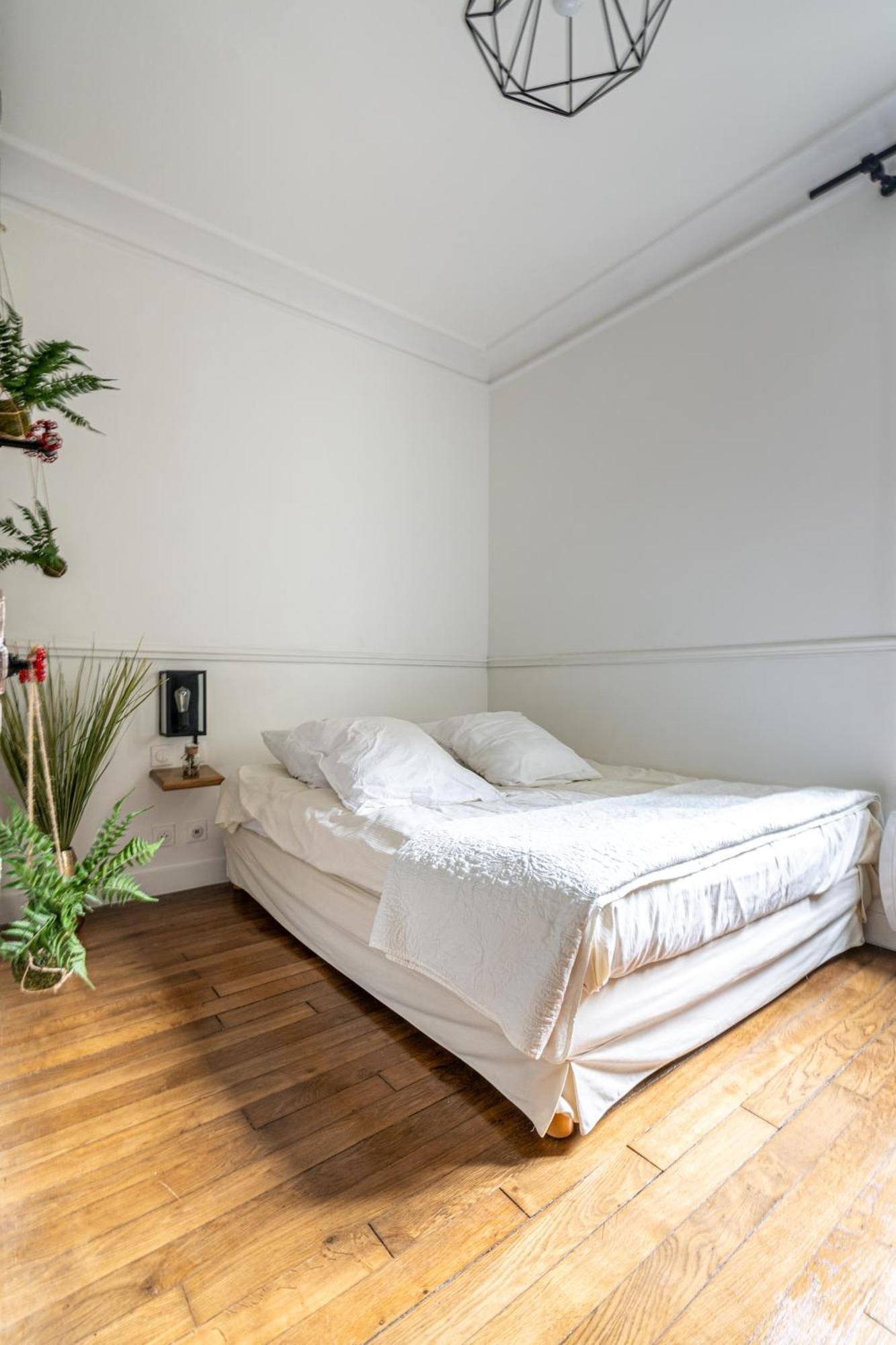 Au Marche Aux Puces De Saint Ouen Appartement Buitenkant foto